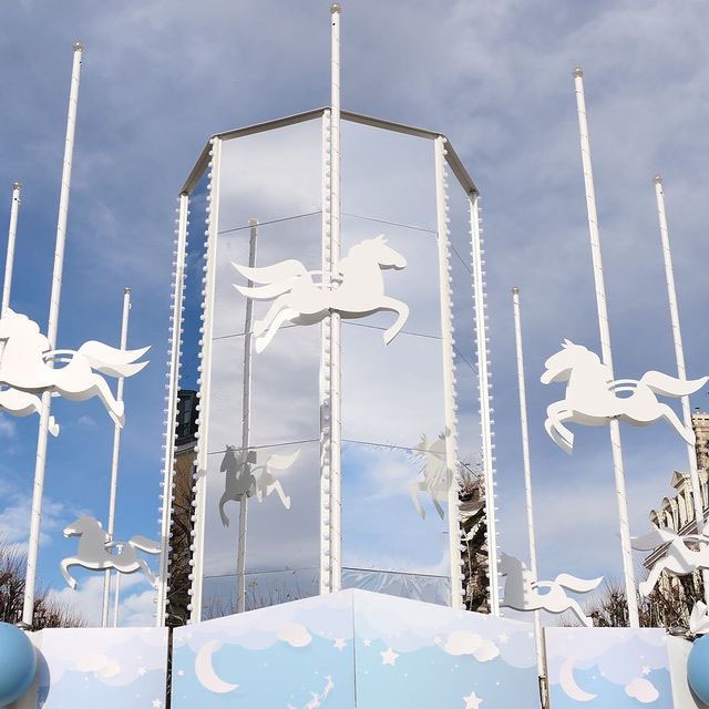 Carrousel miroir Like Mirror dans la décoration de Noël de Pau imaginé par Jean-Paul Haure